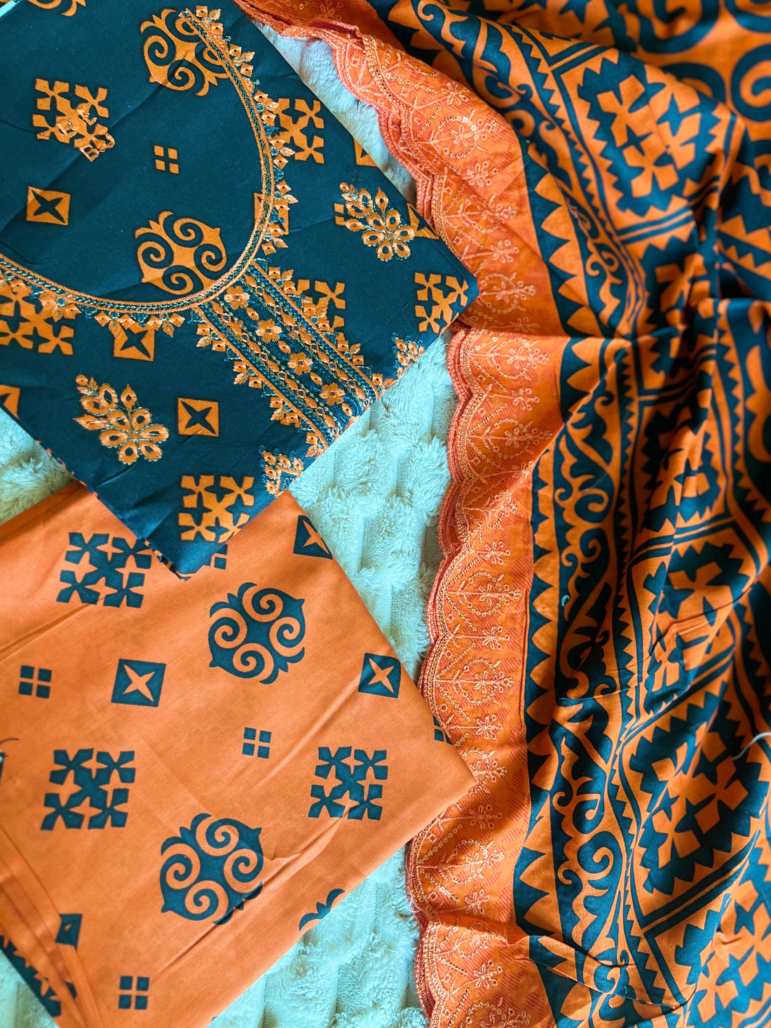 Teal Orange – Geometric Print 3Pc Suit with Bordered Dupatta
