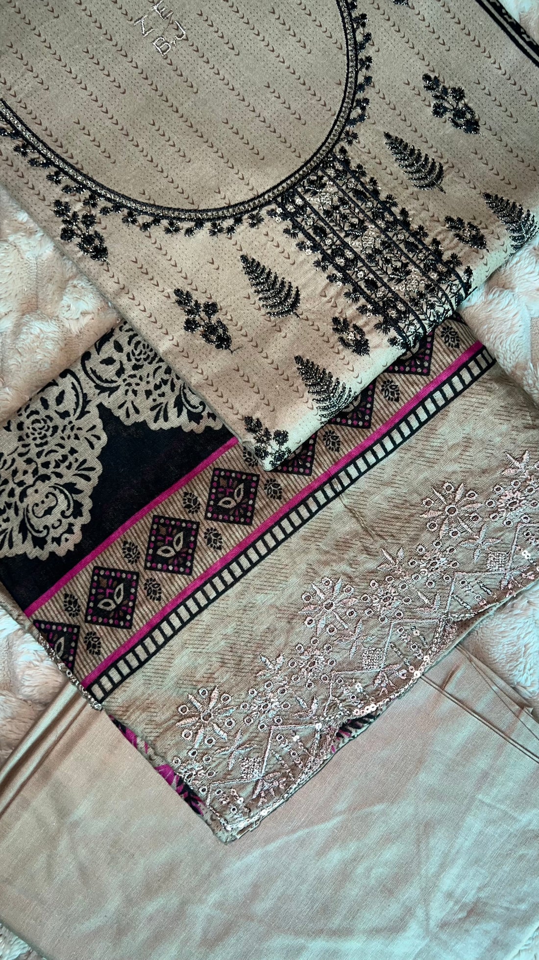 Skin Fern – Sequined Embroidered 3Pc Suit with Bordered Dupatta