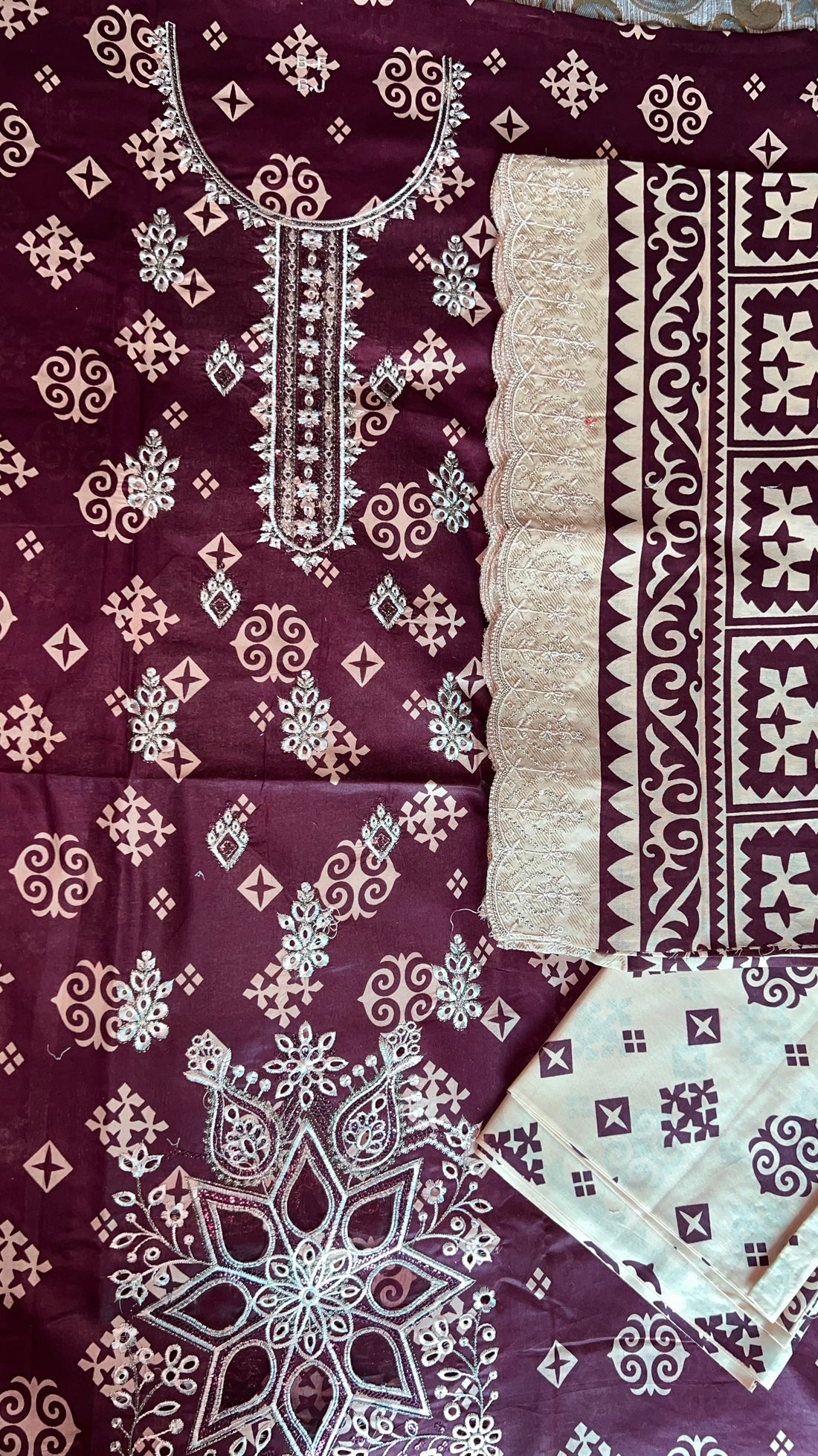 Maroon Aztec – Embroidered 3Pc Suit with Bordered Dupatta