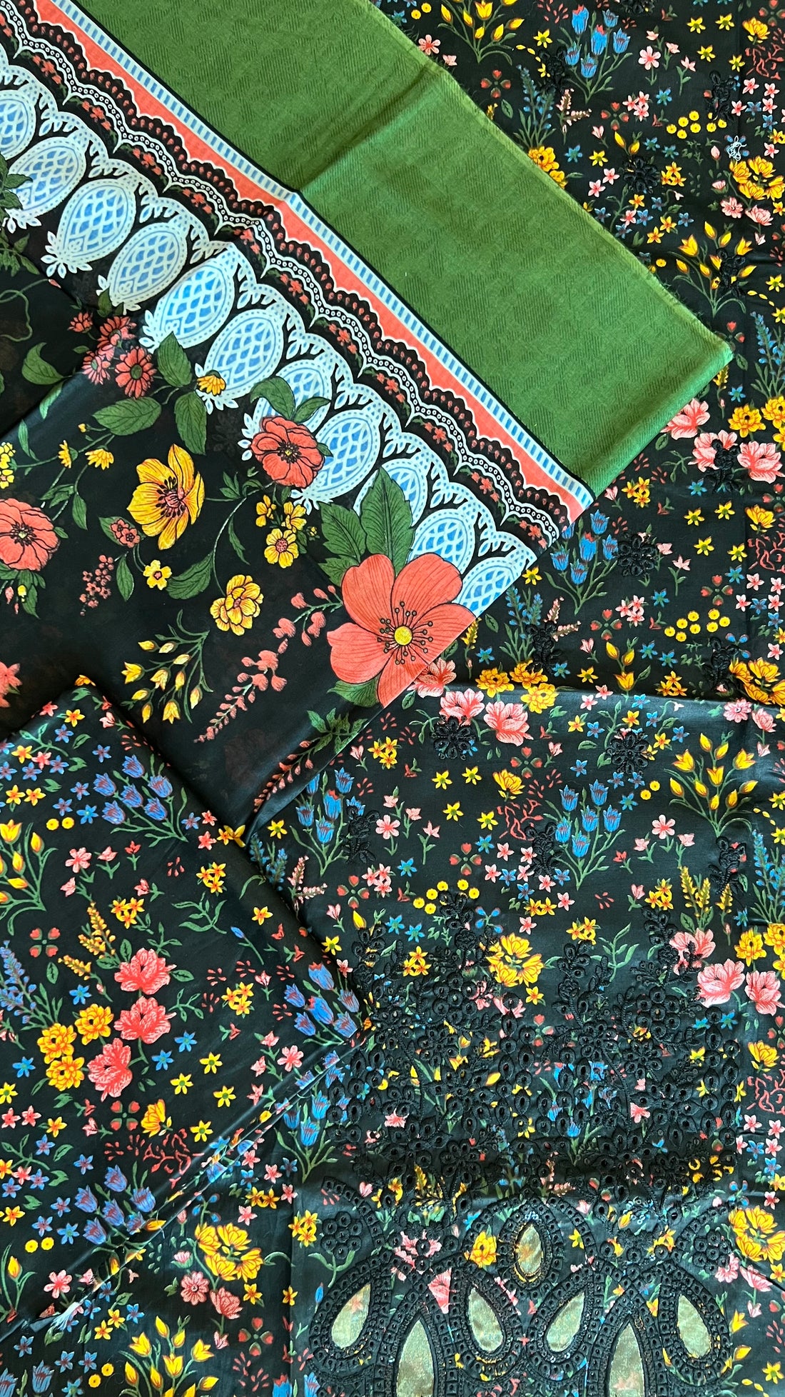 Black Garden – Multicolor Floral 3Pc Suit with Green Trouser